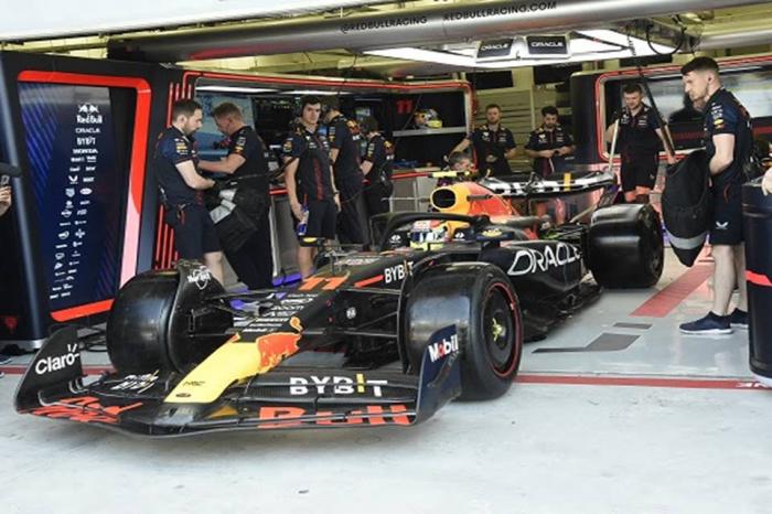 CHECO ESTRENA EL RB19