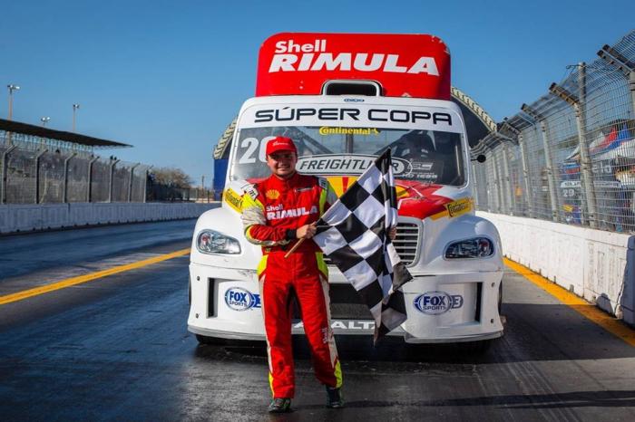 TOVAR GANA TRACTOS EN POLÉMICO FINAL