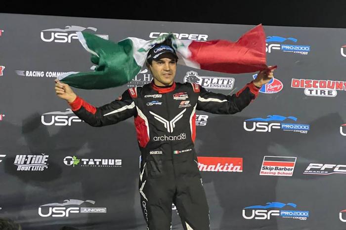 DE ALBA JR. GANA EN LA USF PRO 2000