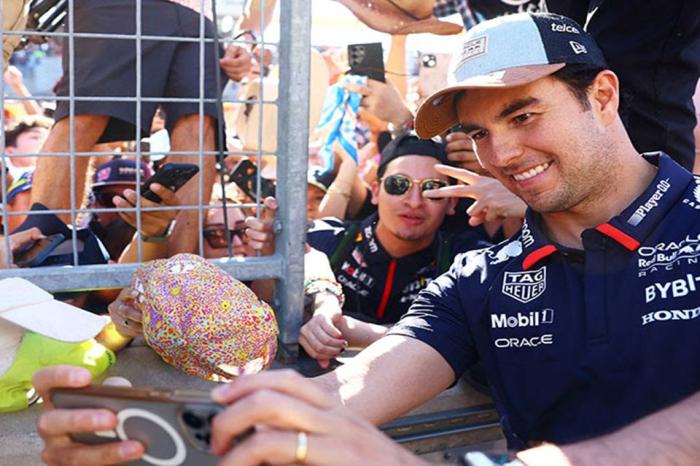 CHECO LISTO PARA CORRER EN CASA