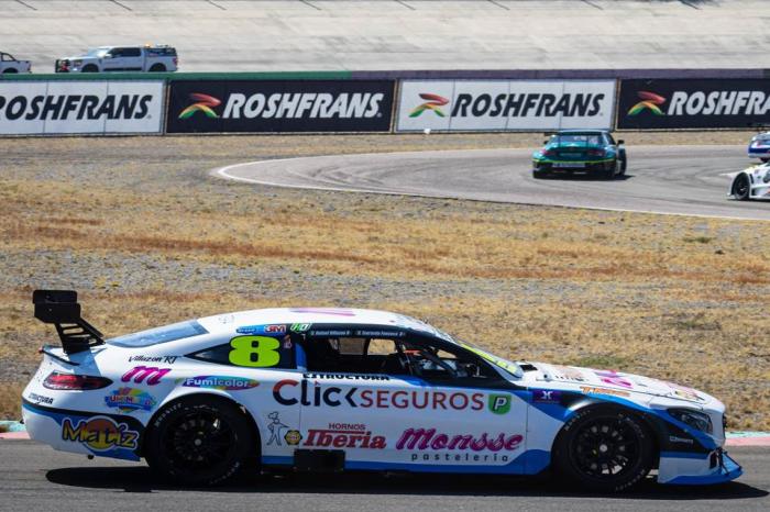 TRES PILOTOS PELEAN LA CIMA EN GTM LIGHT